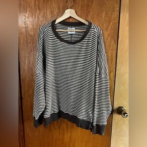 NWOT American Eagle Crew Neck Big Hug Waffle Sweatshirt, size large